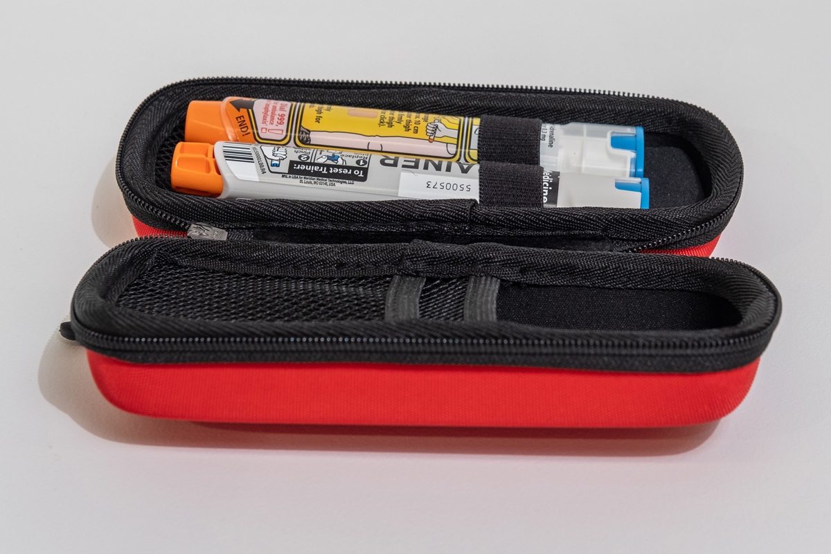 epipen kit